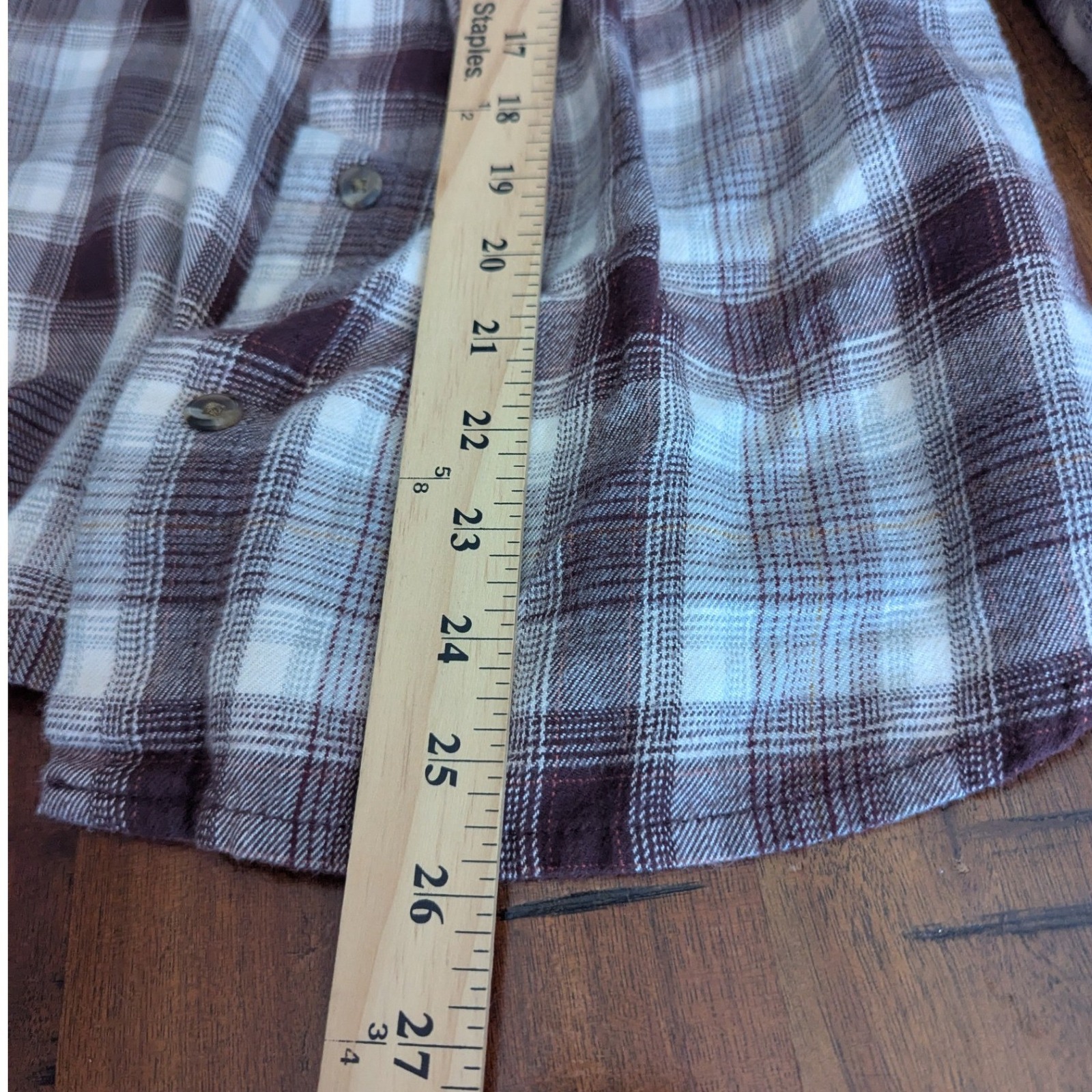 Carhartt Hooded Shirt Burgundy Plaid Button Up Womens L 12/14 Cabincore Casual — image 4 of 7